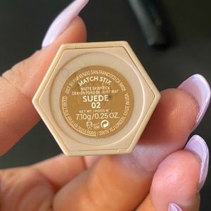 Match Stix Matte Contour Skinstick